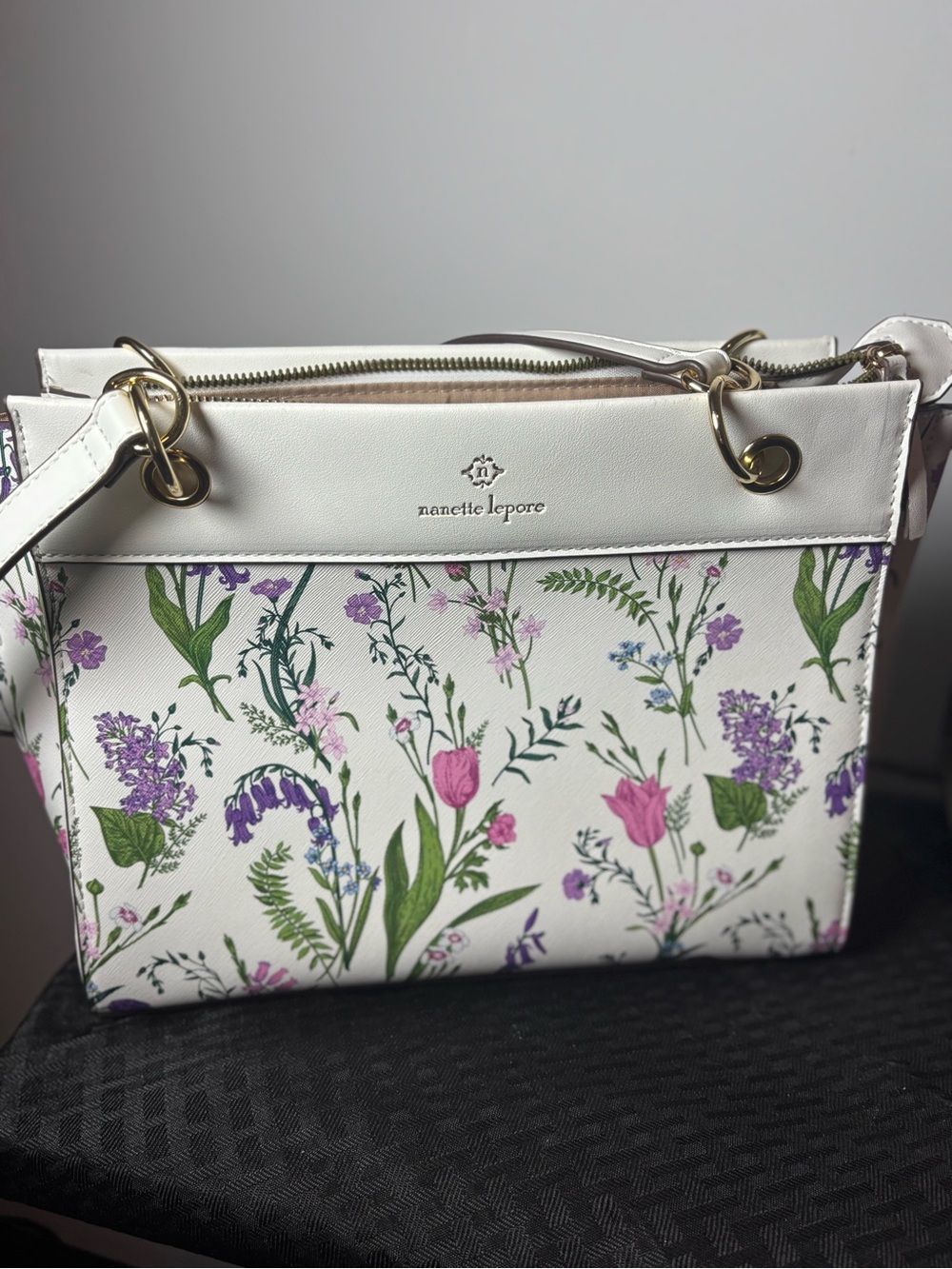 Nanette Lepore White Floral Leather ShoulderBag